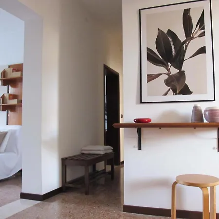 Lagoon View 公寓 *