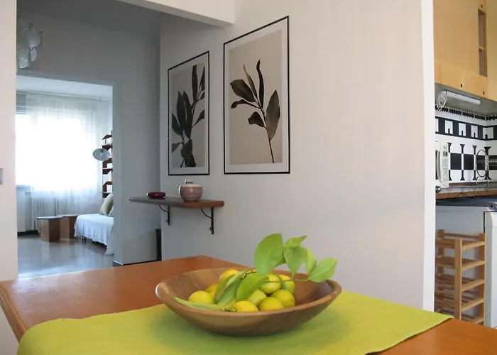 Lagoon View Apartment